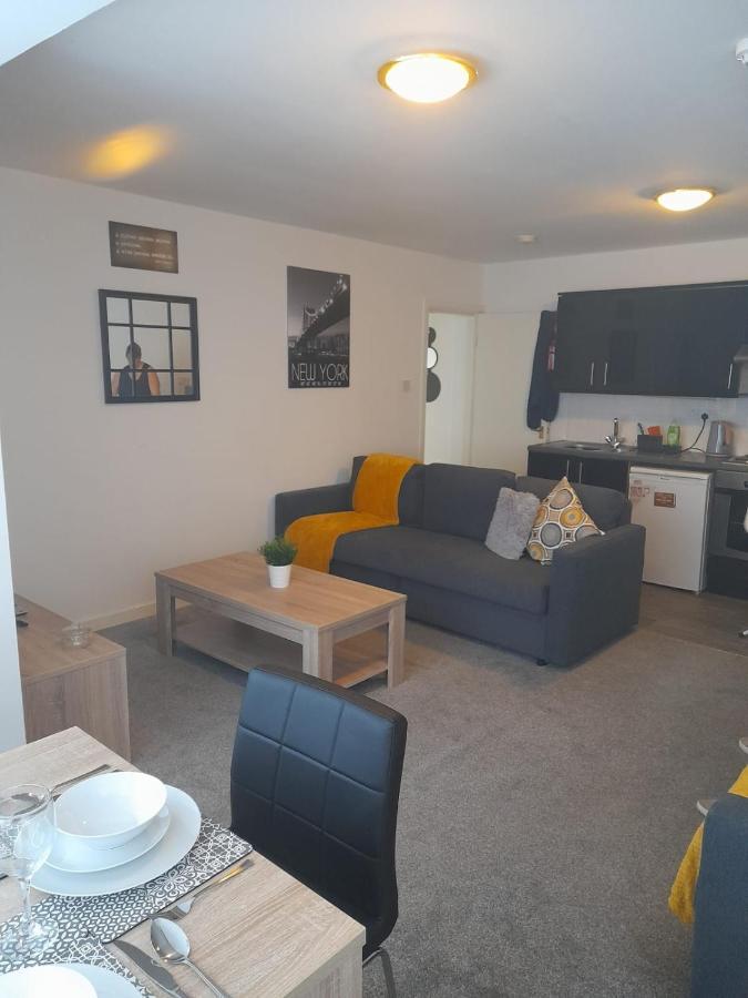 Апартаменты Flat 4 Corner House Донкастер Экстерьер фото